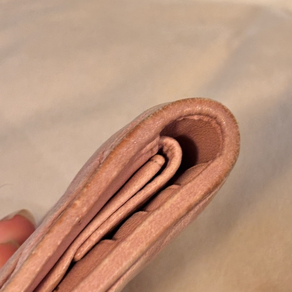 MIU MIU Matelasse Orchidea Blush Pink Quilted Compact Wallet W/ COA - Picture 9 of 15